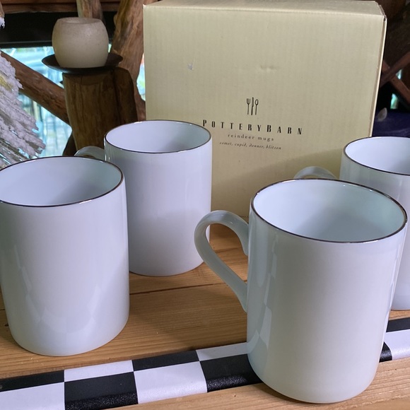 Pottery Barn Santa's Reindeer Silver Rim Mugs Assorted Box - Set Of 4 🎅🏻🎄🦌 - Picture 11 of 16